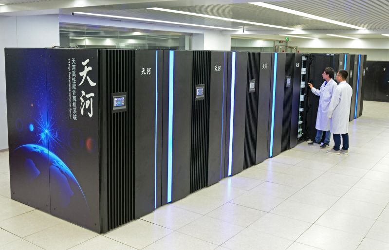 天河三号百亿亿次超级计算机制作出原型机